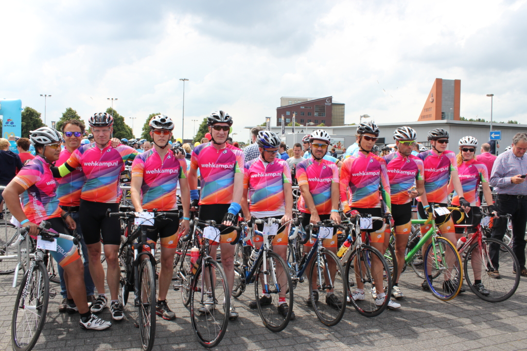 wehkamp.nl fietst € 20.000,- bij elkaar voor Kinderfonds